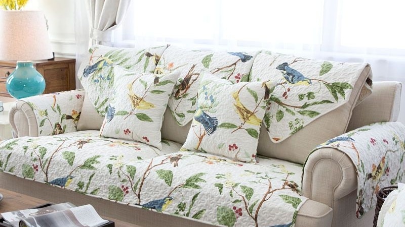 How do couch covers work? 