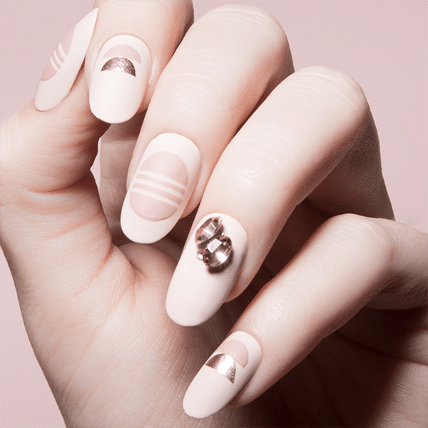 4 Diamond Nail Art Ideas To Try – HollywoodLife – Hollywood Life