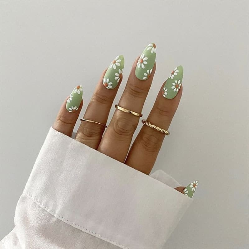 White Daisies On Green Nails Acrylic Nail Ideas Nailitmag