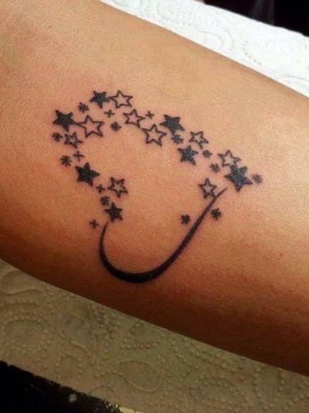 Coração E Tatuagem de Estrela