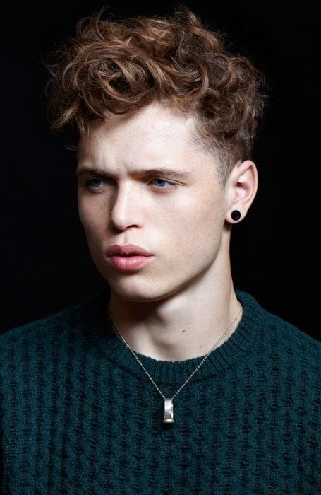 33 Sexy Curly Hairstyles & Haircuts for Men in 2023 - The Trend Spotter 33 Sexy Curly Hairstyles & Haircuts for Men in 2023 - The Trend Spotter