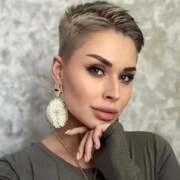 50 Wedge Haircut Ideas A Timeless Look for Modern Times