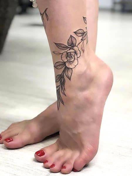 The BlackJack Tattoo - New small flower tattoo on foot #smalltattoo # foottattoo #flowertattoo #smalltattoo #tattooinvadodara #tattooinbaroda  #tattooingujarat | Facebook