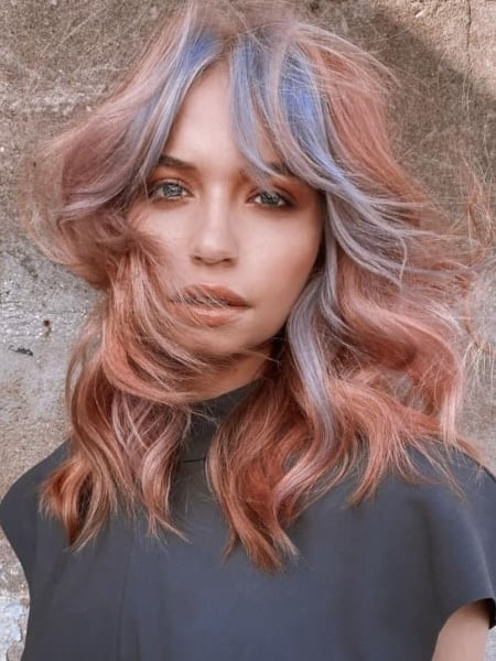 Shag Hairstyle With Colorful Highlights For Women