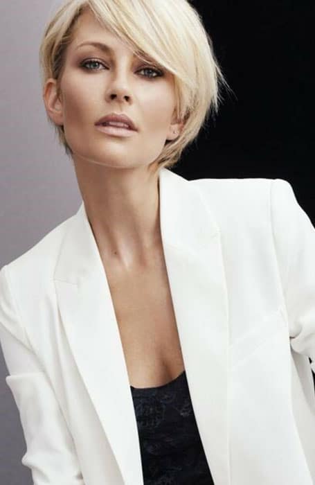 20 Best Haircuts with Bangs 2023 - Celebrity Hairstyles with Bangs