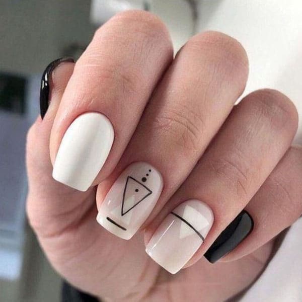 Short Geometric Nails