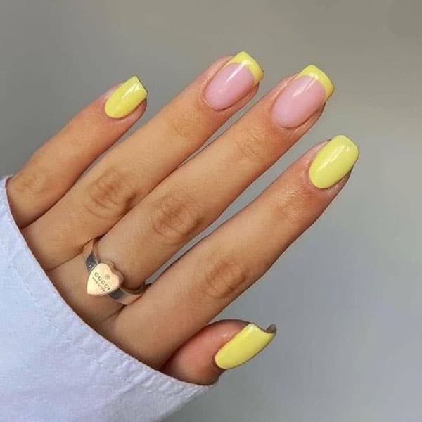 Short Yellow Nail