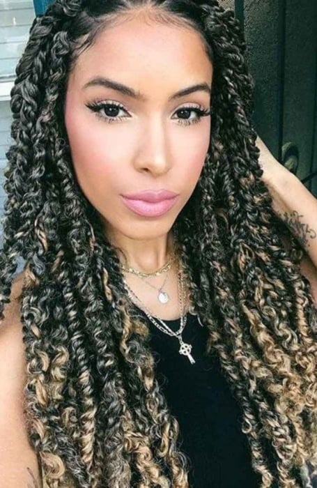 30 Passion Twist Hairstyles To Try in 2023 - The Tend Spotter