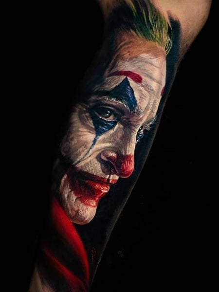 Joaquin Phoenix Joker Tattoo2