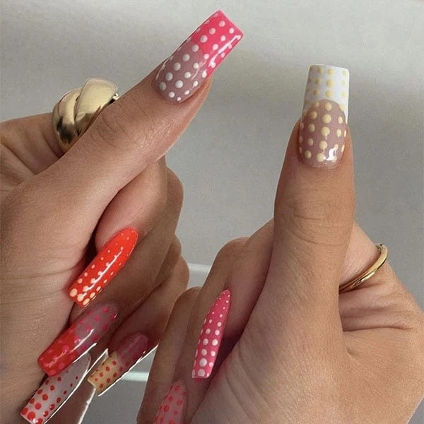 Polka Dot Art Nail Ideas Kyliejenner