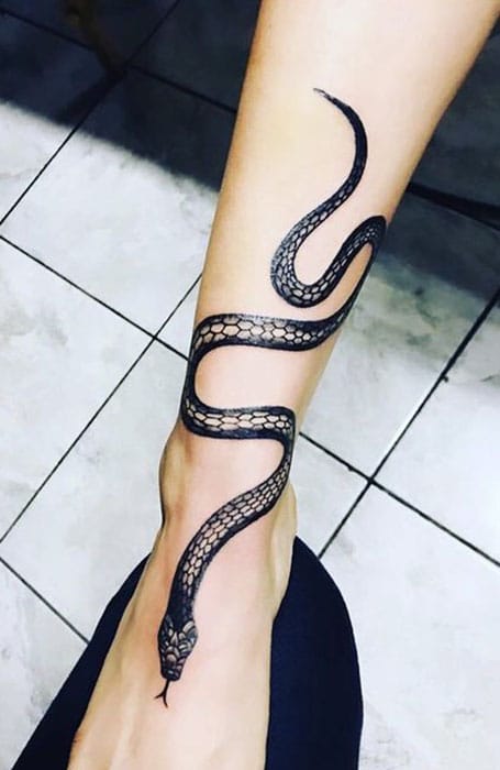 Tattoo uploaded by kieran house of pain  Simple snake back tattoo  snaketattoo flowertattoo backtattoo  Tattoodo