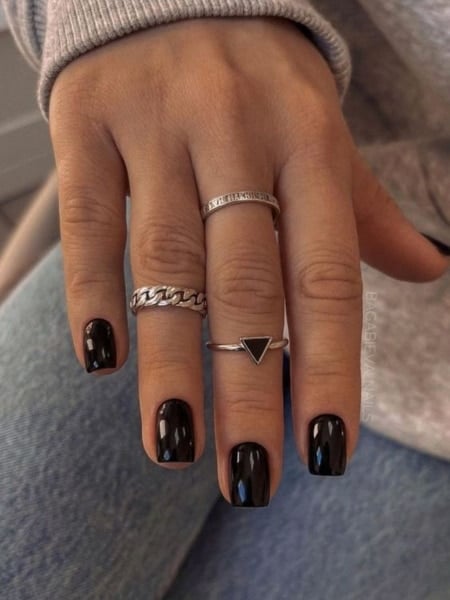 Black Short Acrylic Nails