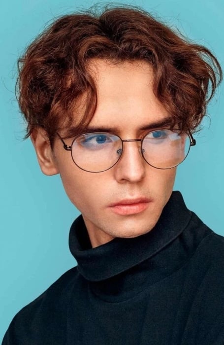 25 Stylish Middle Part Hairstyles for Men in 2023 - The Trend Spotter 25 Stylish Middle Part Hairstyles for Men in 2023 - The Trend Spotter