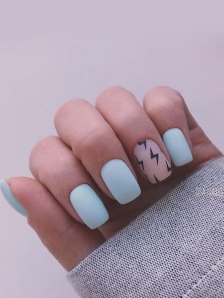 Light Blue And Nude Short Acrylic Nails