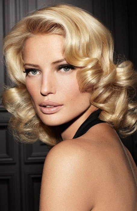 Retro Curls Medium Lenght Hairstyles