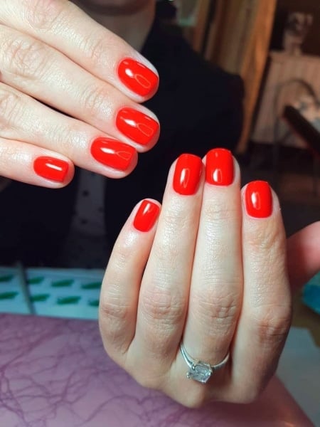 Short Red Acrylic Nails (1)