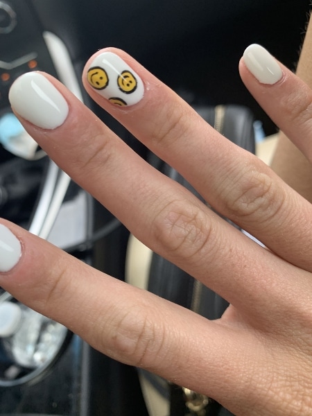 Short Smiley Face Acrylic Nails