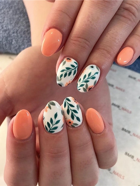 Short Summer Acrylic Nails