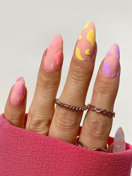 The Hottest Glitter Nails for Summer Vibes