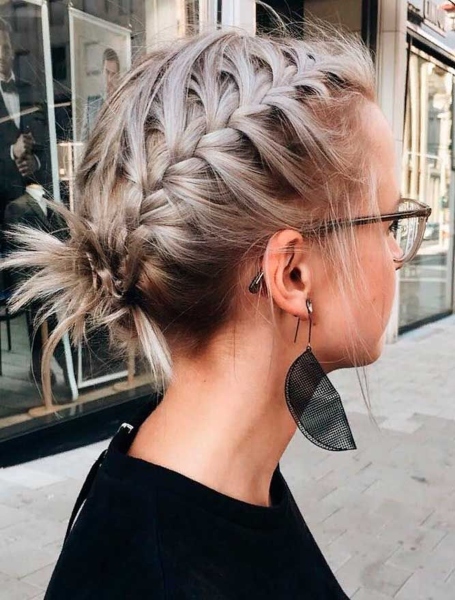 How to French Braid: 30 Best French Braid Hairstyles - The Trend Spotter How to French Braid: 30 Best French Braid Hairstyles - The Trend Spotter