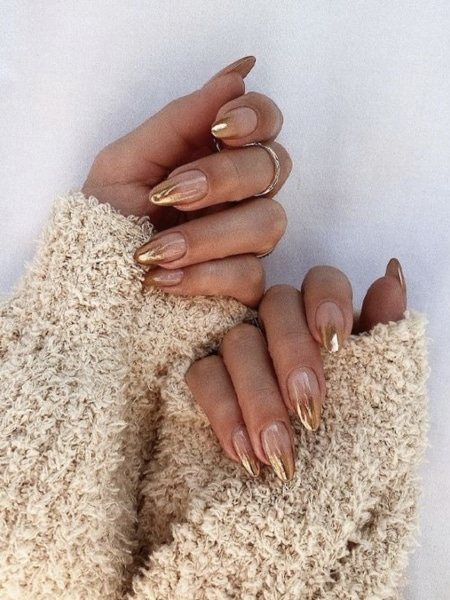 Gold Nail Art