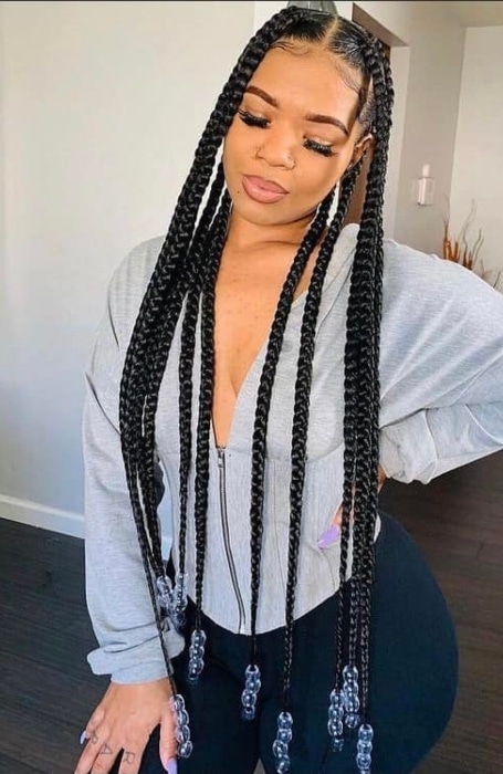 Jumbo Knotless Braids With Beads