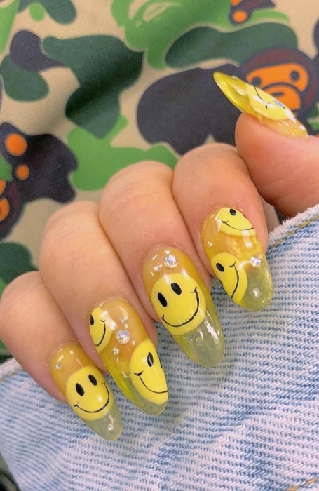 Smiley Face Nail Designs 