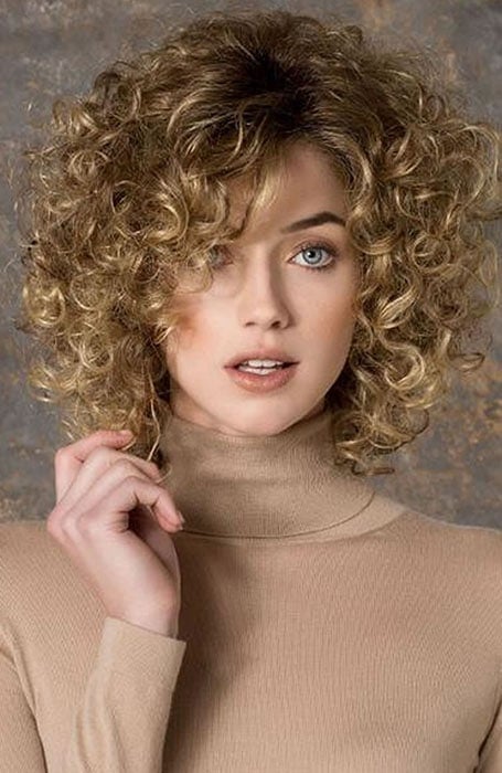 Voluminous Blonde 3a Short Curls