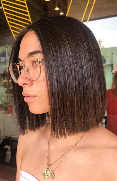 52 Best Bob Haircut Trends To Try in 2023 : Blunt Bob + Drip Dye Pink