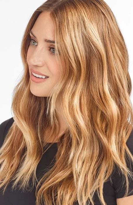 light strawberry blonde hair with blonde highlights