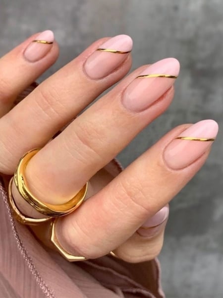 Easy Minimalistic Nail Designs