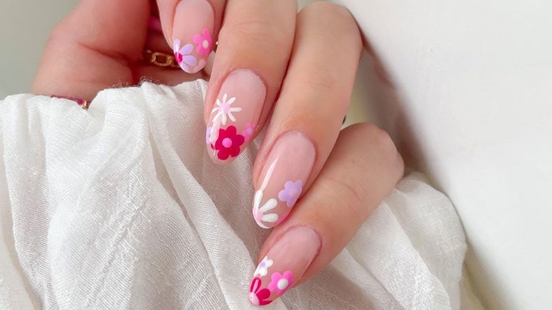 50 Simple & Elegant Nail Ideas to Express Your Personality - The Cuddl |  Manicura de uñas, Diseños de uñas elegantes, Uñas decoradas