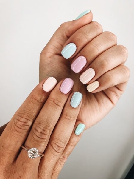 Easy Pastel Manicure