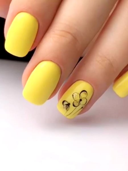 Easy Yellow Nail Art