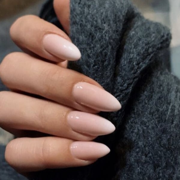 Almond Gel Nails