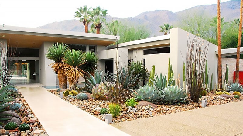 65 Great Front Yard Landscaping Ideas, Simple Front Yard Desert Landscaping Ideas