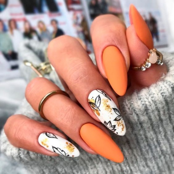 Fall Almond Nails 