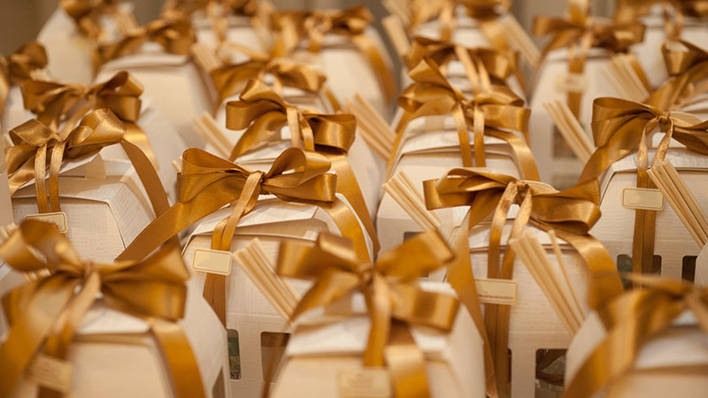Give Out Gold Party Favours