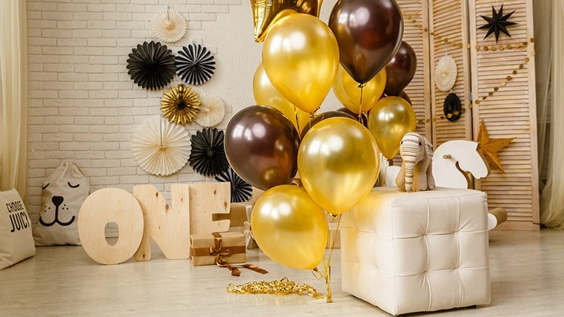Golden Birthday Balloons