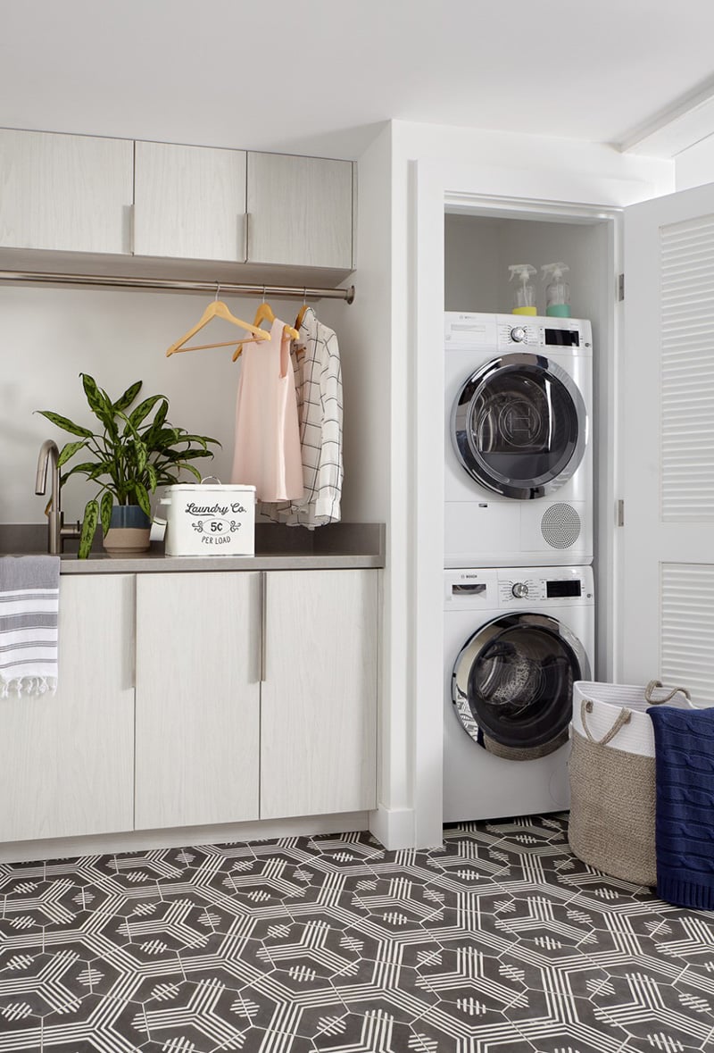 Christmas Laundry Room Decor Ideas that'll Make Laundry Less Mundane