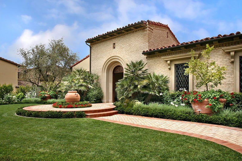 Mediterranean Inspired Front Yard