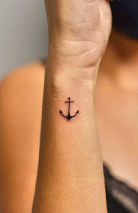 Cute Anchor on Wrist Tattoo Idea