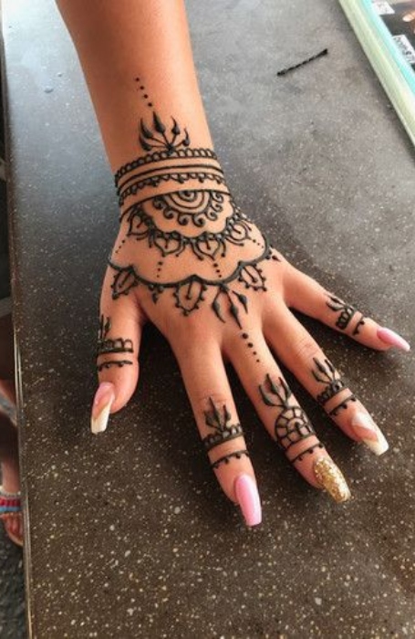 30 Beautiful Henna Tattoo Design Ideas & Meaning - The Trend Spotter