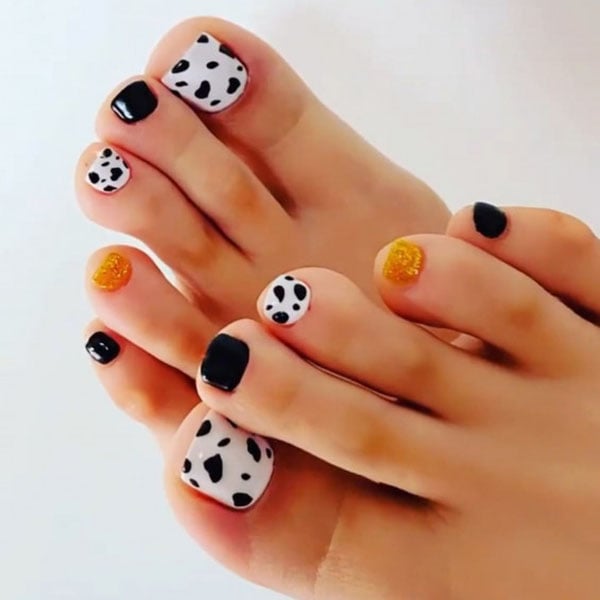 60 Cute Toe Nail Designs To Copy This