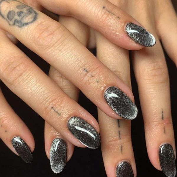 Grey Cat Eye Nails