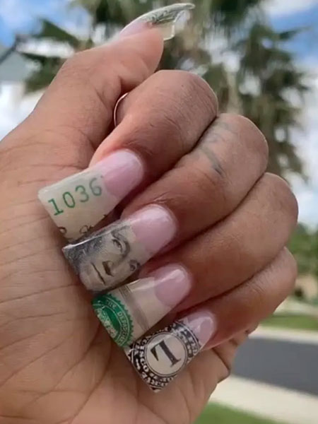 Money Duck Nails