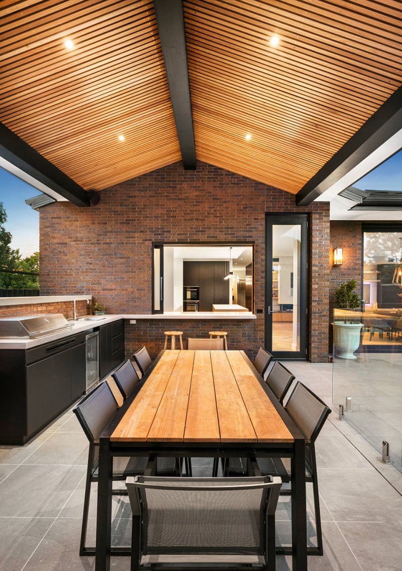 Outdoor Kitchen With Large Table