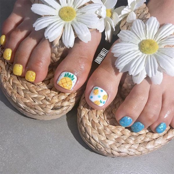 Pineapple Toe Nail Design