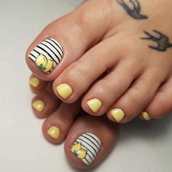 Stripes And Lemons Toe Nails