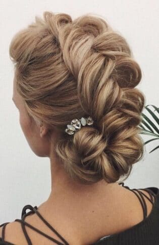 55 Easy Updo Hairstyles For Short Medium And Long Hair 2025 Updo For Long Hair 315x485